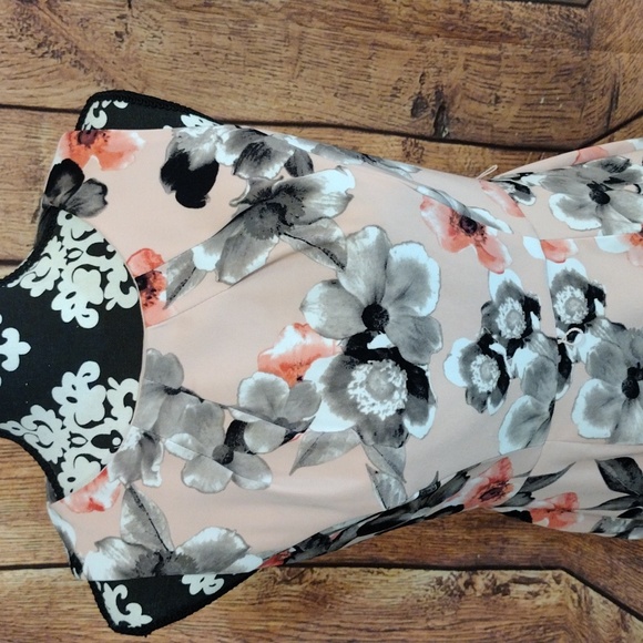 EUC db established 1962 Floral Pink Black and Grey Dress - Picture 2 of 13